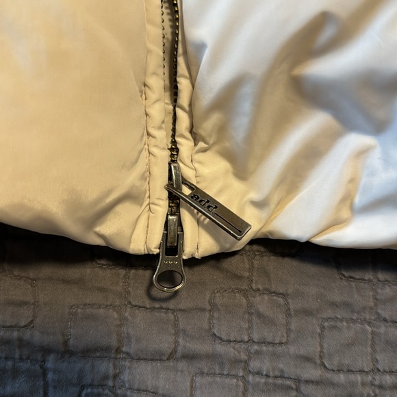 Like new ADD 100% down winter jacket - Picture 4 of 14